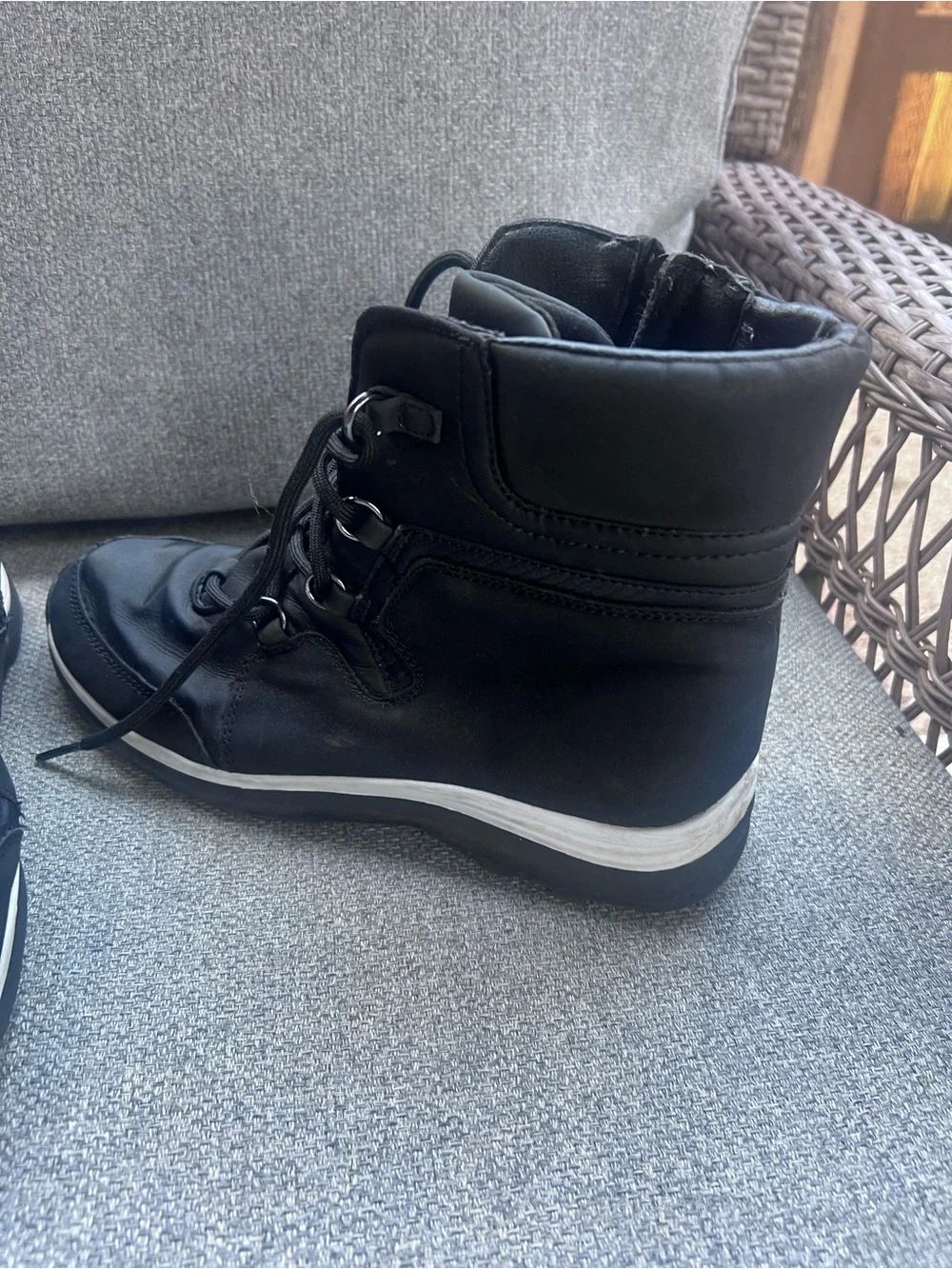 Kim Rogers Womens Black Winter Boots SZ 7 1/2 Lace Up Side Zip Ankle Snow Shoes
